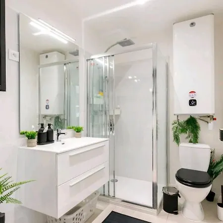 Luxury Studio - Croisette - Modern And Causy Апартаменты Канны